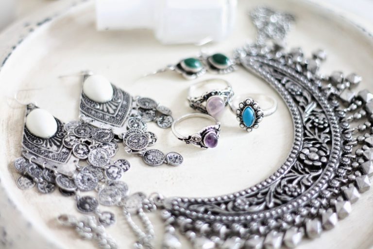 Balinese Silver Jewelry-سواق بالي